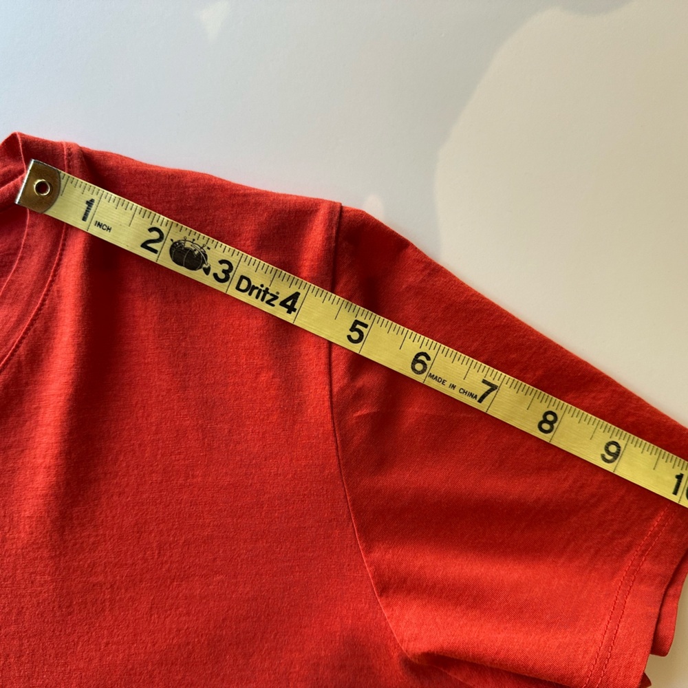 Vince essential Pima cotton crew neck T-shirt (L, vermillion) - has flaw - Picture 7 of 10